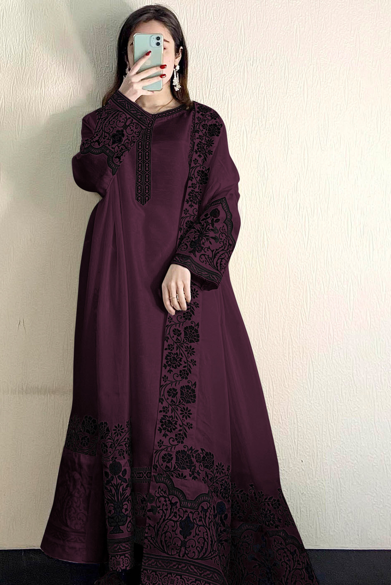 Georgette Embroidered Pakistani Style Salwar Suits